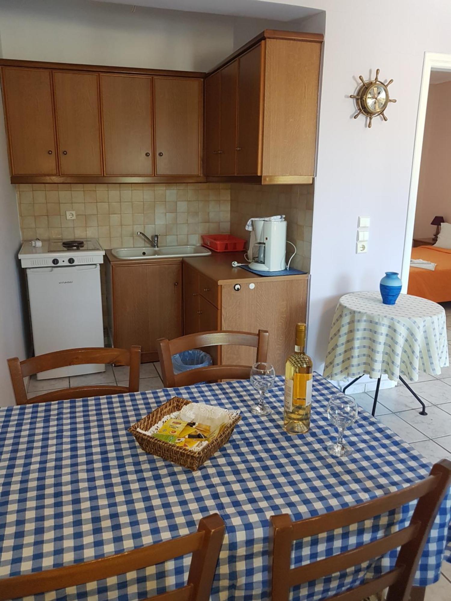 Fotini Apartments Paralia Agias Foteinis Exteriör bild